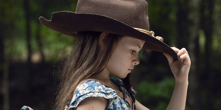 5 Things From The Comics We Hope To See In The Walking Dead World Beyond (& 5 That We Dont) 5 Things From The Comics We Hope To See In The Walking Dead World Beyond (& 5 That We Dont)